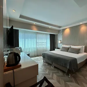 3* Otel The Roomy Nişantaşı